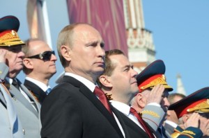 En-Russie-Vladimir-Poutine-surfe-sur-la-vague-patriotique_article_popin